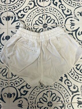 Lululemon Hotty Hot White Women's Athletic Shorts